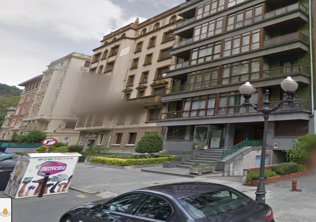Cv33 Ostatua Hotel Bilbao Bagian luar foto